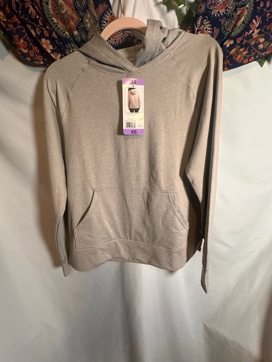 Danskin Tops - Danskin Light Gray Pullover Hoodie